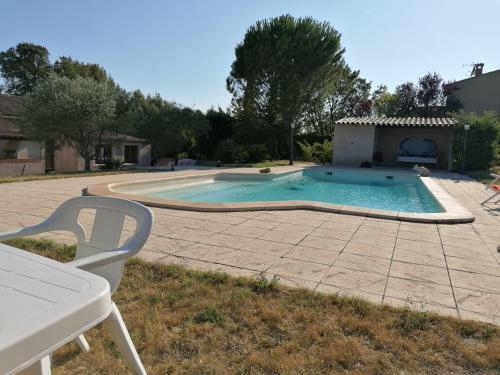 Maison Entre Vignes Et Luberon
