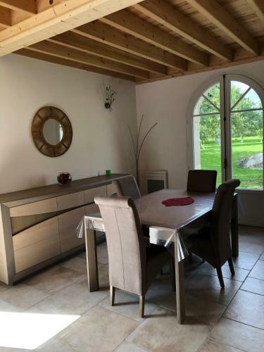 Hostal Gite 4 Places, Le Domaine de La Vall�e