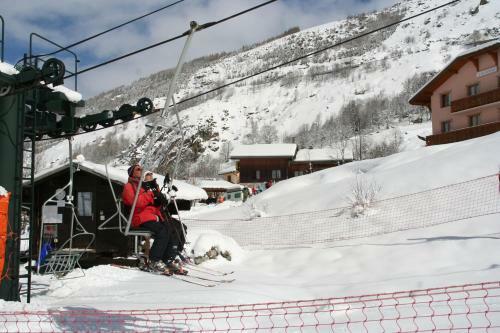 Bed & Breakfast Chalet Orchis -wohnen Am Skilift In Le Bettaix