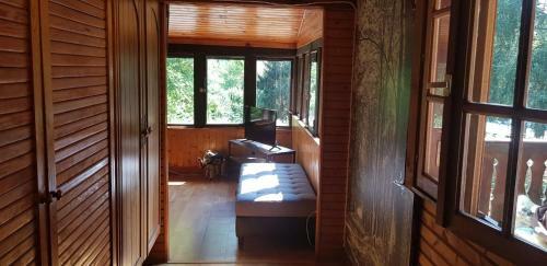 Le Chalet Du Lac de Chaume�on Au Coeur Du Morvan