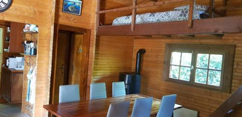 Le Chalet Du Lac de Chaume�on Au Coeur Du Morvan