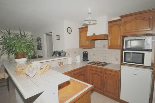 Petite Maison de Village � Deux Pas Du Port