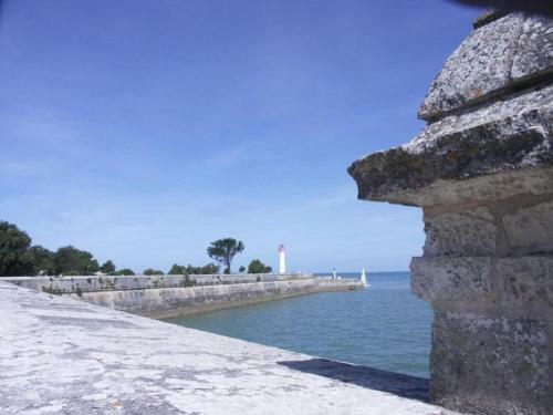 Apartamento Studio Orneau A 100m Du Port de St Martin