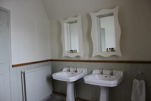 The Golden Pheasant Hotel