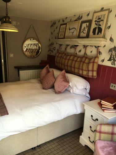 The Golden Pheasant Hotel