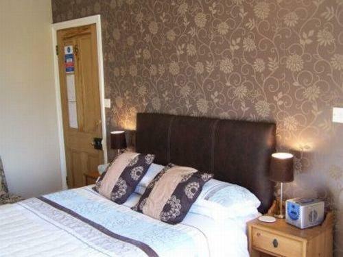 Bed & Breakfast Stepping Stones