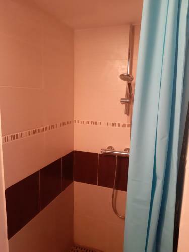 Hostal La Dannevillaise Chambre Ind�pendante/studio