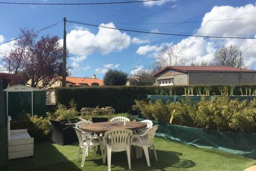 Magnifique Maison 80m� Avec Ext�rieur