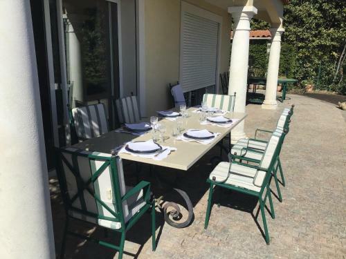 Luxurious Sea View Villa In Saint Paul de Vence