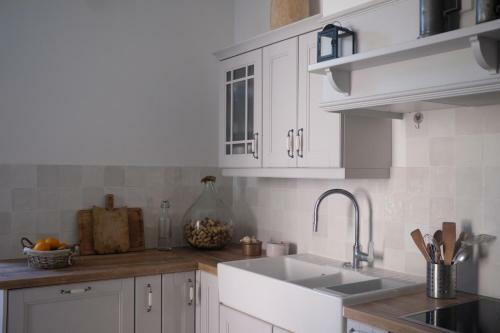 Villa Ch�teau Biset - Luxury Housing Wifi & Office