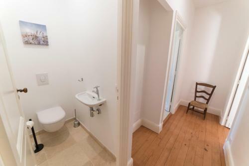 Villa Ch�teau Biset - Luxury Housing Wifi & Office