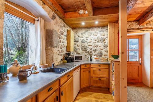 Maison De Caract�re Dans La Chartreuse