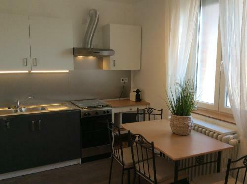 Hostal Appartement de Vacances A St Pierre Du Vauvray