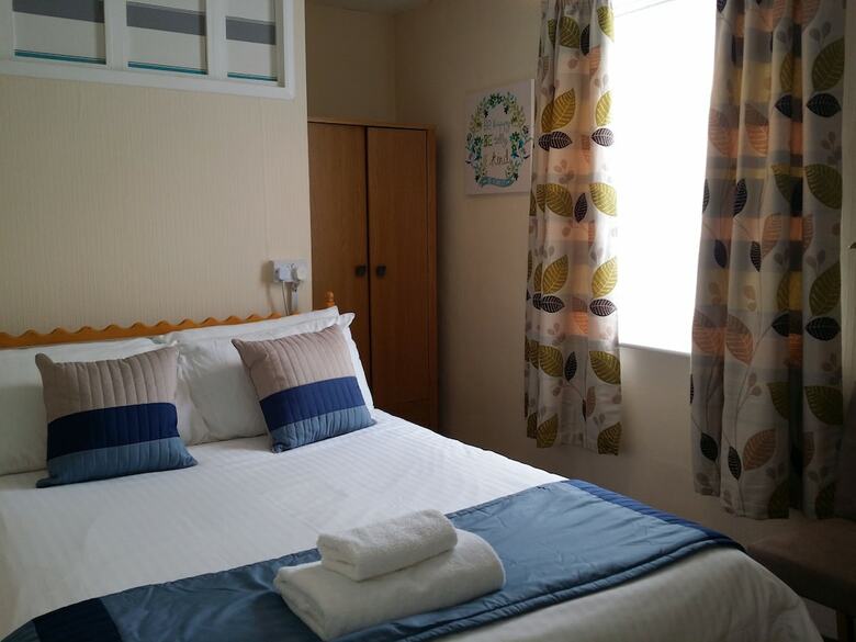 Hostal The Beach House