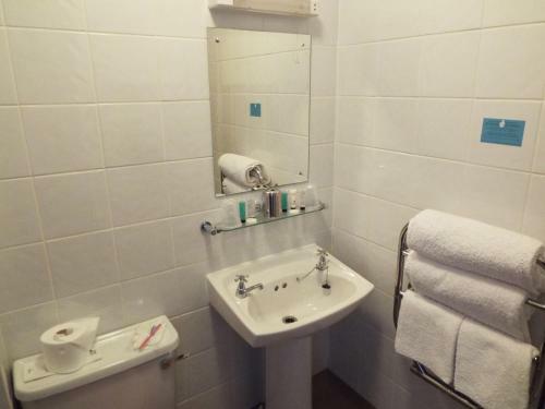 Hostal Maluth Lodge