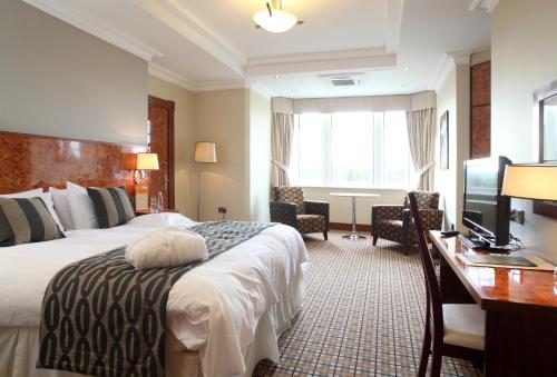 Pier Hotel