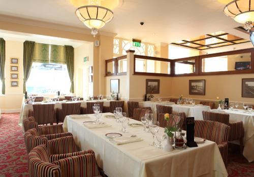 Pier Hotel