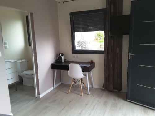 Bed & Breakfast Villa'vi Lyon Est Chambres D'h�tes
