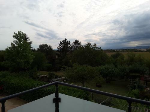 Bed & Breakfast Villa'vi Lyon Est Chambres D'h�tes