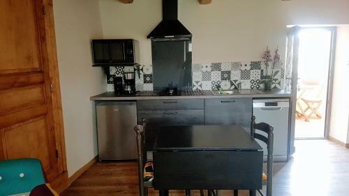 Chez Francine La Chenevi�re