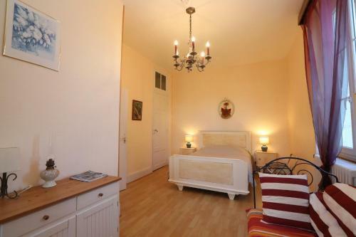 Hostal Villa Rouvesol