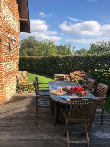 Gite La Ferme Du Mahiel C�t� La Grande �table