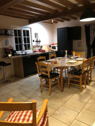 Gite La Ferme Du Mahiel C�t� La Grande �table