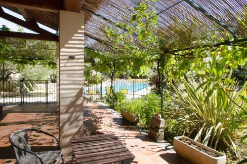 Villa Maison de Campagne Au Charme Proven�al