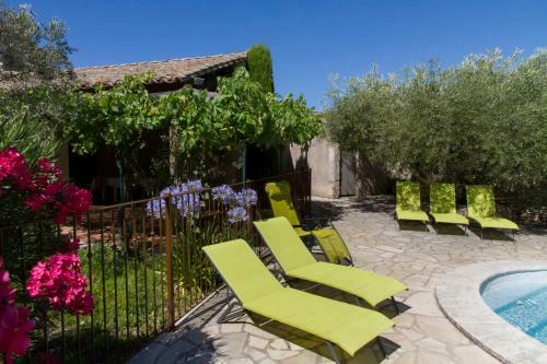 Villa Maison de Campagne Au Charme Proven�al