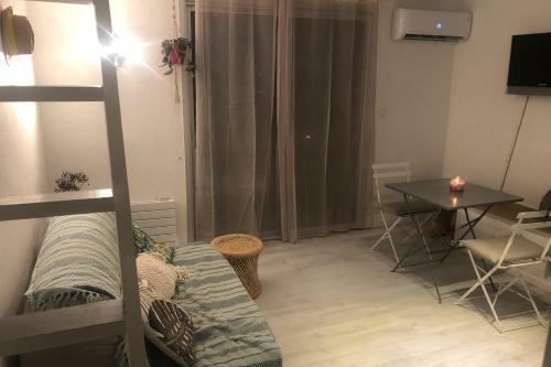 Apartamento Apt With Swimming Pool 500m From The Beach