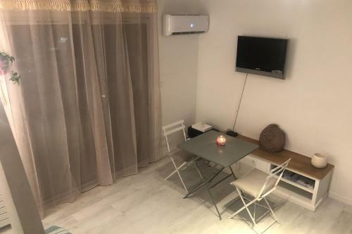 Apartamento Apt With Swimming Pool 500m From The Beach