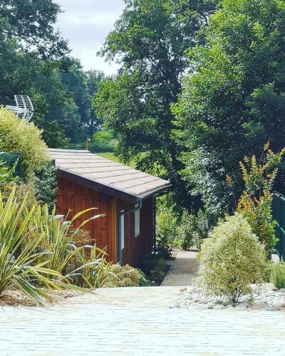 Cabane Chic Et Romantique Semillon Pr�s de Bordeaux