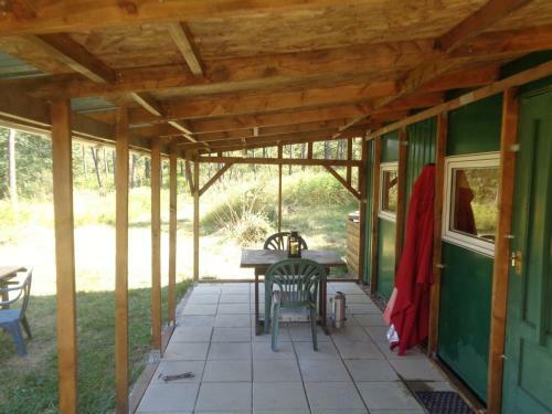 Cuckoo Lake Forest Cabin