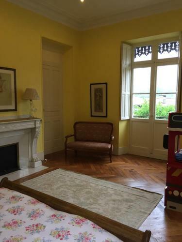 Hostal Chateau De La Lanette