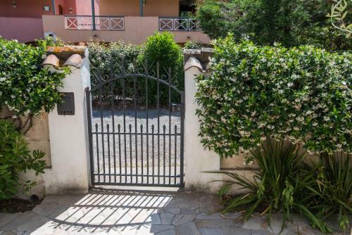 Charmante Petite Maison A L'�ntr�e de Saint Tropez