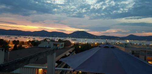 Apartamento Saint Tropez Sea View Penthouse
