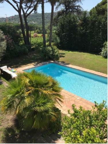 Belle Villa Trop�zienne/calme/piscine/3mn Du Centre