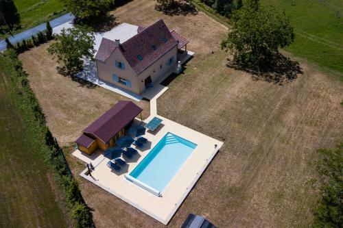 Villa Luxury 3 Bed Holiday Home With Swimming Pool