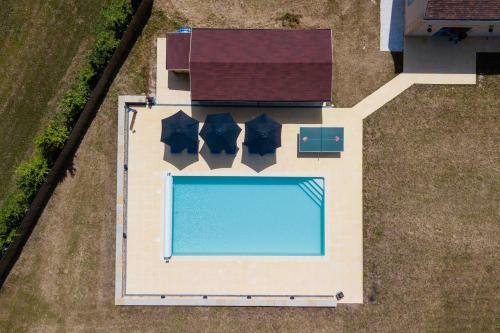 Villa Luxury 3 Bed Holiday Home With Swimming Pool