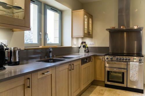 Villa Luxury 3 Bed Holiday Home With Swimming Pool