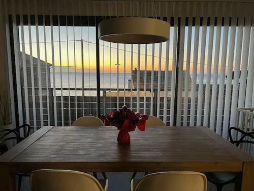 Haut de Villa Avec Piscine Au Bord de La Mer