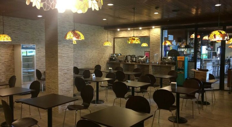 Hotel Costa Inn