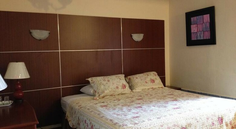 Hotel Costa Inn