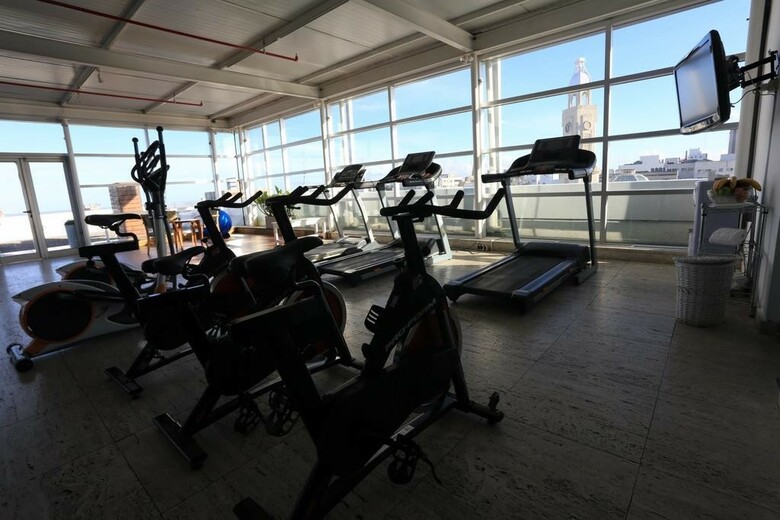 Hotel NH Montevideo Columbia