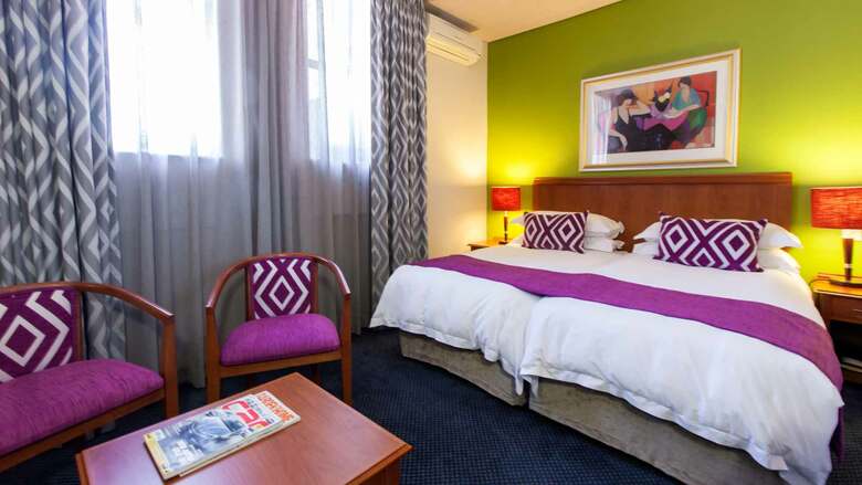 Cape Town Lodge Hotel