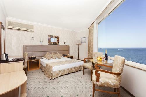 Izmir Palas Hotel