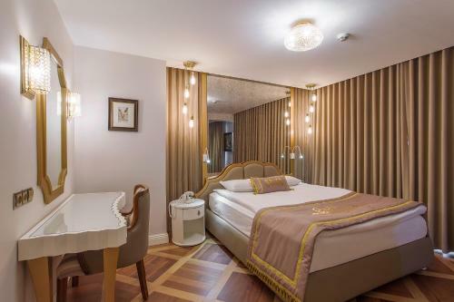 Izmir Palas Hotel