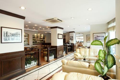 Izmir Palas Hotel