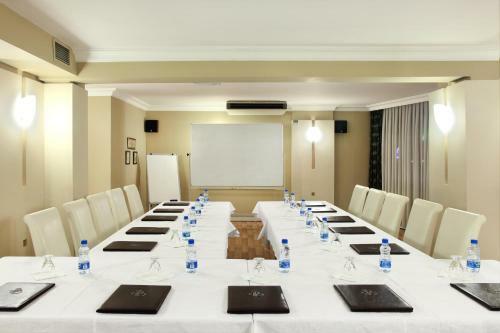 Izmir Palas Hotel