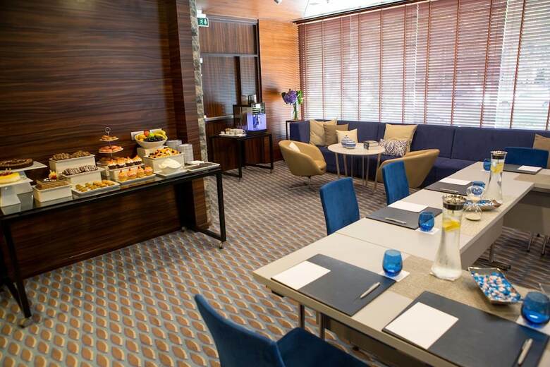 Renaissance Izmir Hotel